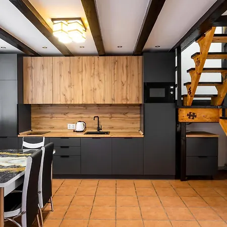 парламент, Yablunytsya