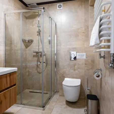 парламент, Holiday home *