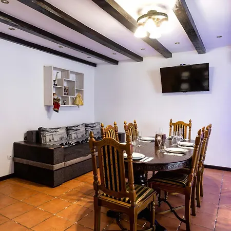Tatil Evi парламент,